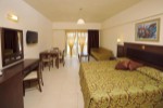 Hotel Euronapa Hotel Apartments wakacje