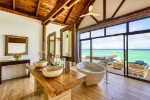 Hotel Movenpick Resort Kuredhivaru Maldives wakacje