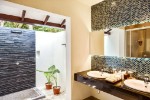 Hotel Adaaran Select Meedhupparu wakacje