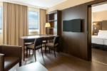 Hotel Hotel NH Danube City wakacje
