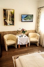 Hotel PEOPLE'S HOTEL wakacje