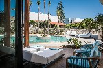 Hotel NOBLE HOTEL & SUITES-ADULTS ONLY wakacje