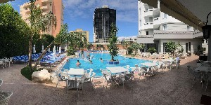 Hotel DYRRAH wakacje