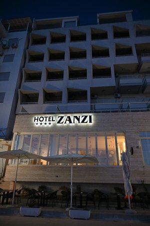Hotel ZANZI wakacje