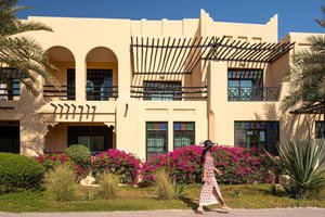 Hotel F1 GRAND PRIX - NOVOTEL BAHRAIN AL DANA RESORT wakacje