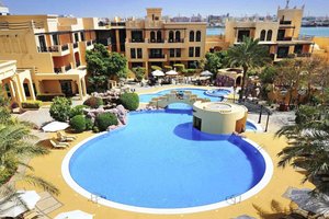 Hotel F1 GRAND PRIX - NOVOTEL BAHRAIN AL DANA RESORT wakacje