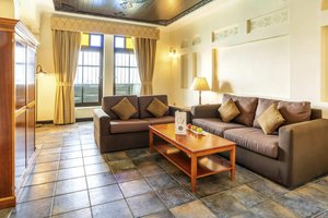 Hotel F1 GRAND PRIX - NOVOTEL BAHRAIN AL DANA RESORT wakacje