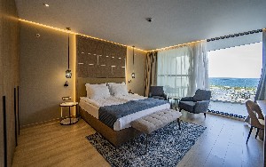 front sea view room