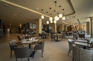 salt pepper main restaurant