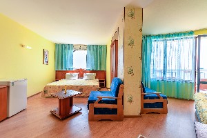 triple standard room