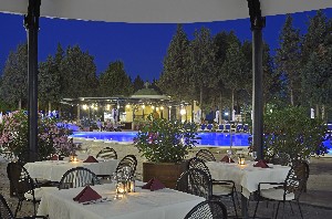 Main Restaurant terrace