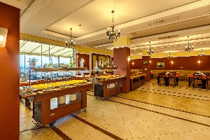 Buffet Restaurant Terrace