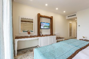 Hotel FESTA VIA PONTICA wakacje