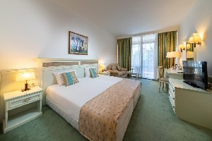 Hotel HELENA PARK wakacje