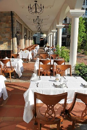 Hotel HELENA SANDS wakacje