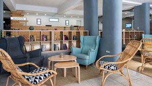 Lobby Bar