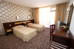 standard room twin beds