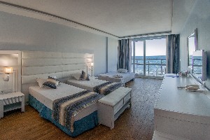  Superior Room (SeaView)