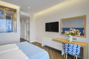 Standard Room (Park View, Balcony)