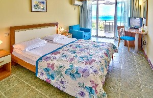 Hotel LAGUNA BEACH wakacje