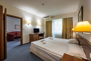 Hotel HVD LOTOS wakacje