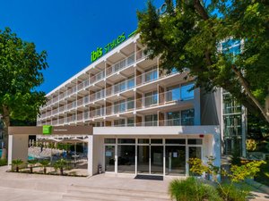 Hotel IBIS STYLES ROOMER GOLDEN SANDS wakacje