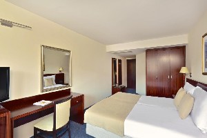 Hotel IBEROSTAR BELLEVUE wakacje