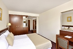 Hotel IBEROSTAR BELLEVUE wakacje