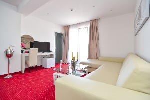 Junior SeaView Studio