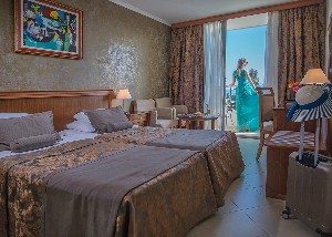 Standard SeaView Room