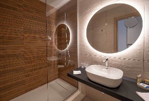 Superior Room w Balcony