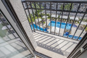 Superior Room with pool view