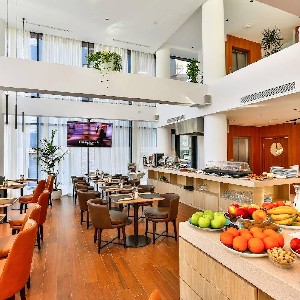 Hotel DVOR KORNIC wakacje