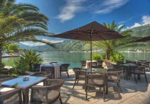 Beach Bar