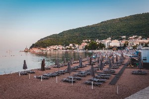 Hotel AMI BUDVA PETROVAC wakacje