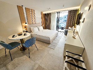 Premium Unique Room