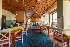 Hotel PARKHOTEL HARRACHOV wakacje