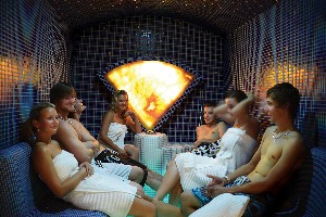 Hotel WELLNESS HOTEL ANTONIE wakacje