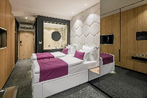 Hotel PYTLOUN GRAND HOTEL IMPERIAL wakacje