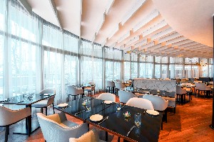 Hotel HOTEL NH PRAGUE CITY + NH COLLECTION PRAGUE CITY wakacje