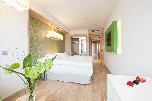 Hotel OCCIDENTAL PRAHA FIVE wakacje