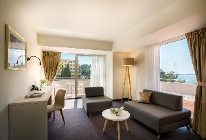 Hotel REMISENS HOTEL ALBATROS wakacje