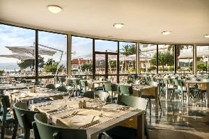 Hotel REMISENS HOTEL ALBATROS wakacje