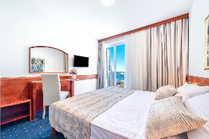 Standard Room with Balcony and Sea 