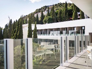 Hotel KOMPAS wakacje