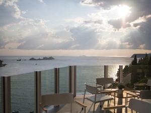 Hotel KOMPAS wakacje