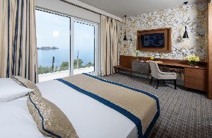 Hotel ROYAL ARISTON wakacje