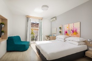 Superior Room (Balcony)