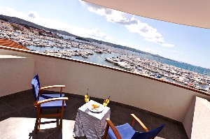 Hotel HOTEL IN wakacje