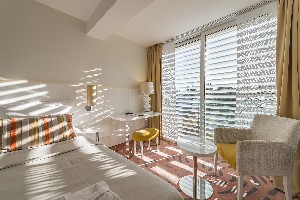 Courtyard/Park View With French Balcony